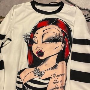 Sandoner long sleeve pullover S/M black/white Lil stranger doll